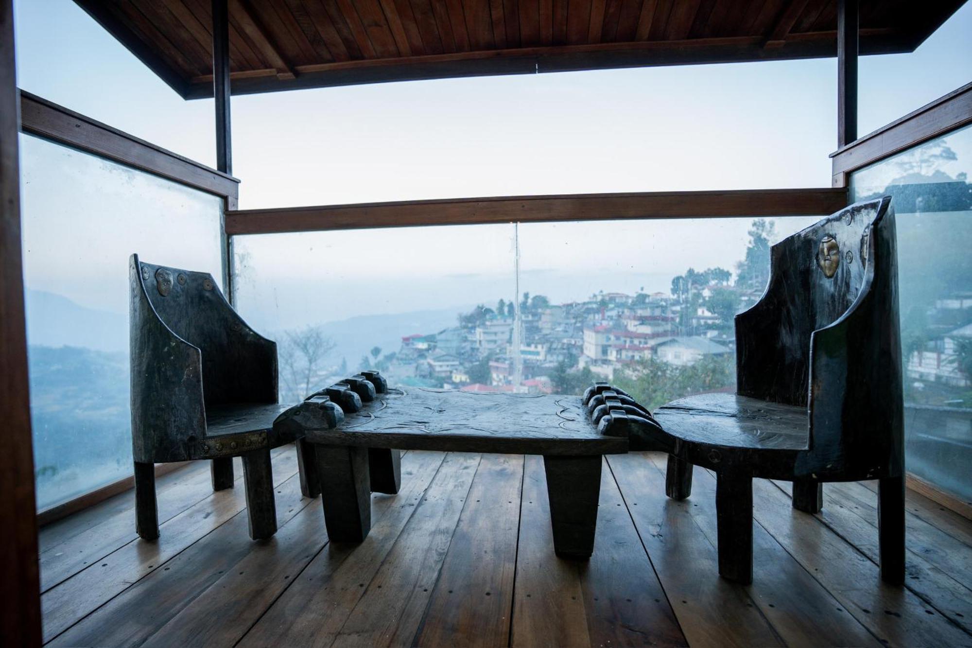 2K Hotel Kohima Luaran gambar